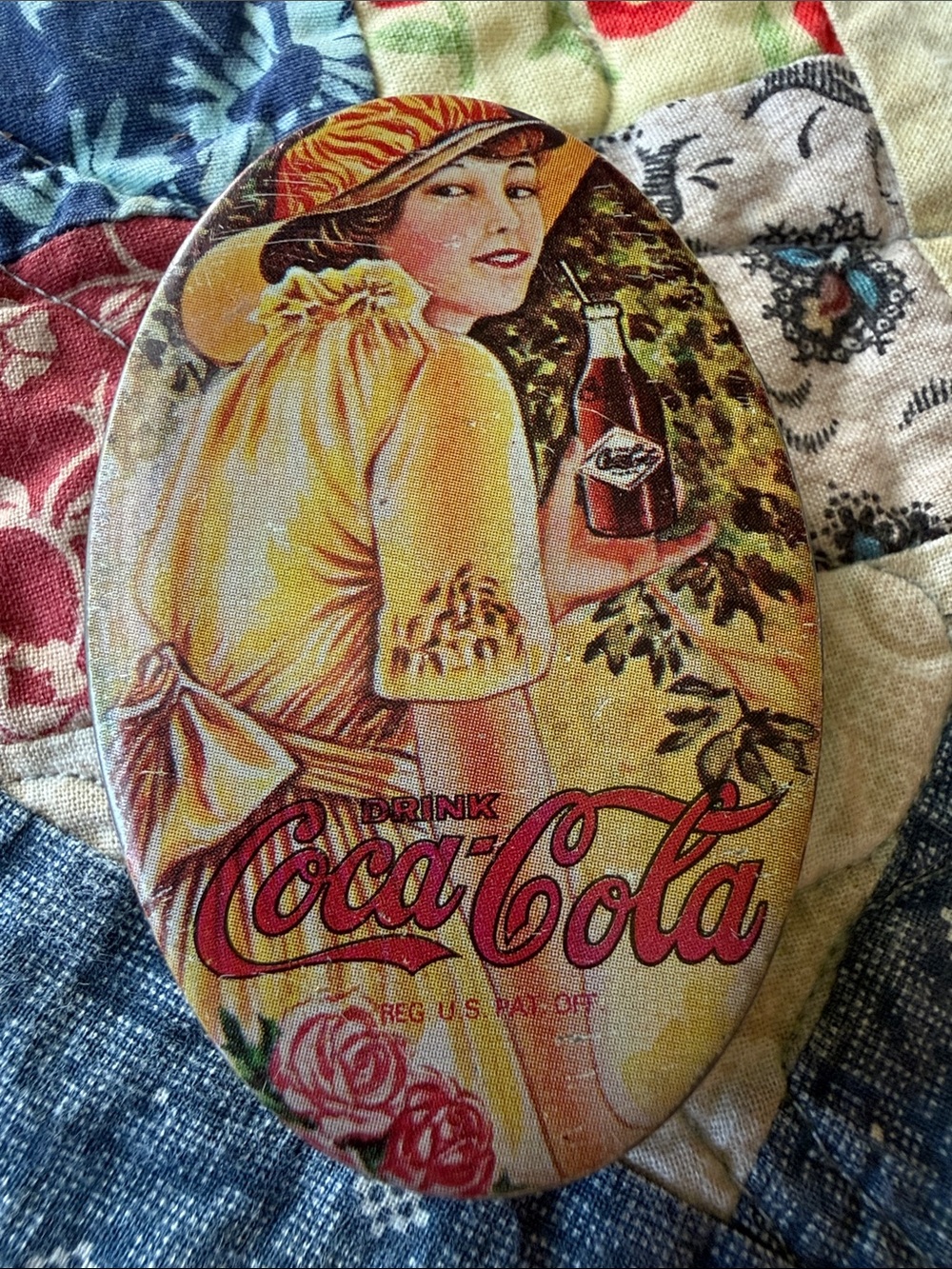 Vintage Coca-Cola Advertising Tin Box Made in Hong Kong